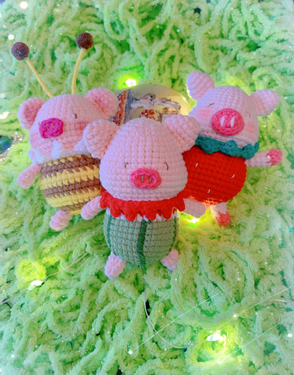 Adorable Piglet Handmade Crochet Keychain Accessory